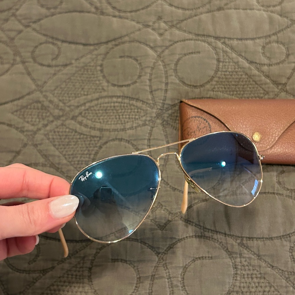 Ray Ban Aviator Sunglasses Blue Reflective Gradient